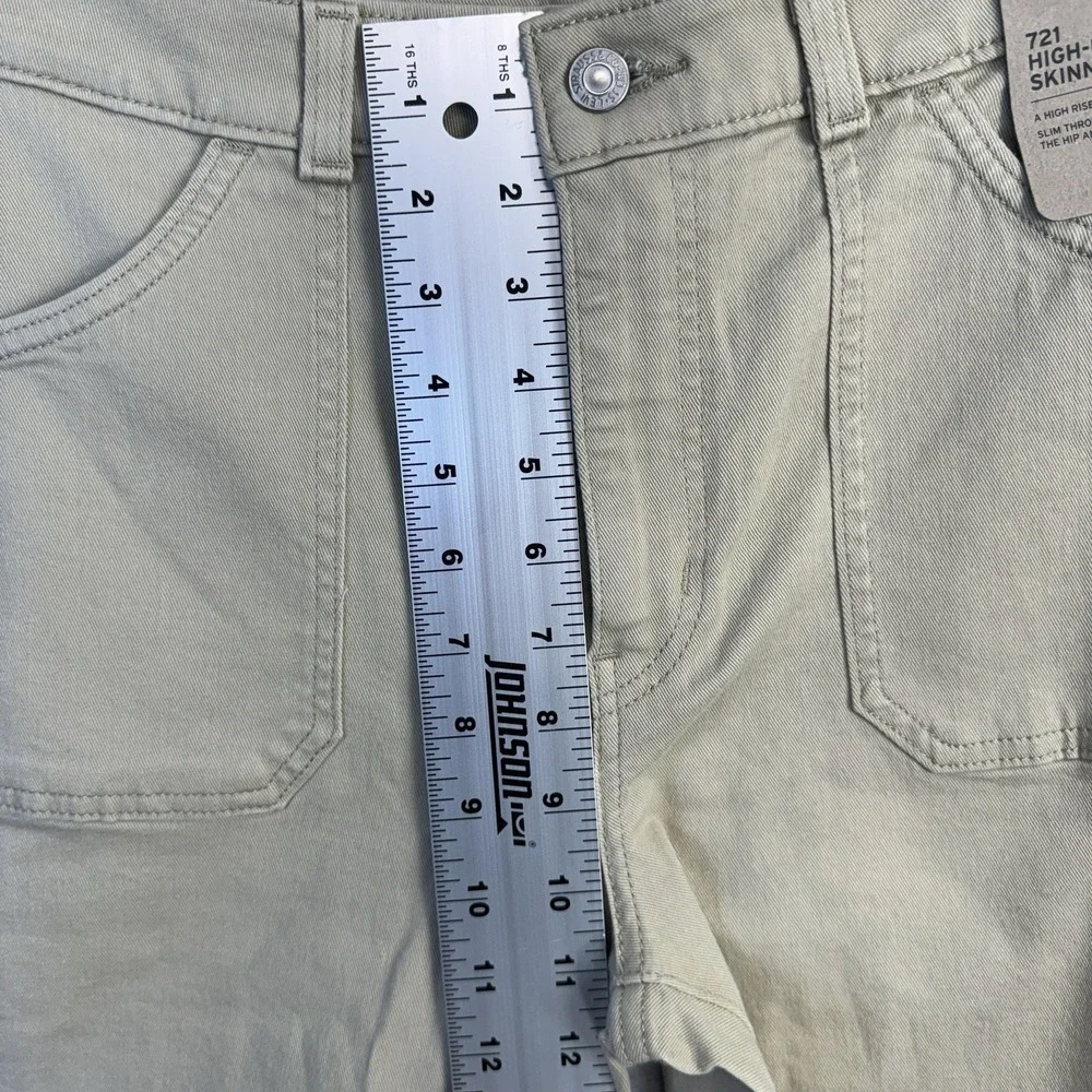 Levi's 721 High Rise Skinny Utility Women's 29x28 Khaki Beige Stretch‎ Denim NWT